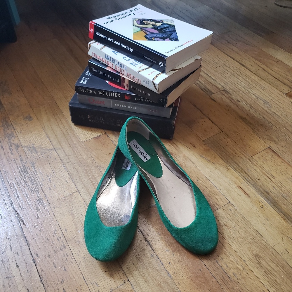 Size 9 - Steve Madden - Green - Flats